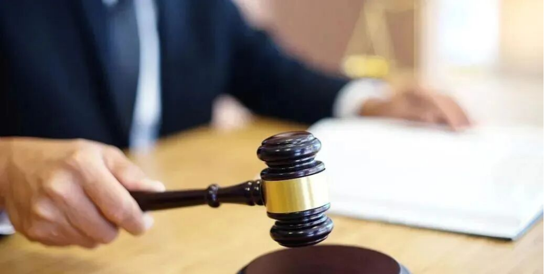 这家机构是否有公开可查信息、是否具备常见辅助生殖项目、流程是否清晰、风险是否讲清楚、适不适合自己的情况。